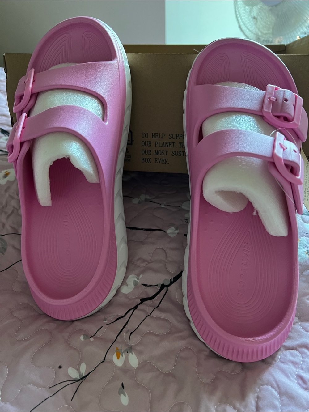 GLOBALWIN Woman’s Pink Double-Buckle Slip-On Sandals